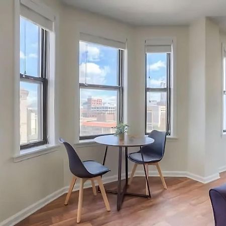 Perfect 1Br In Prime Location & View Of Stadiums Detroit Esterno foto