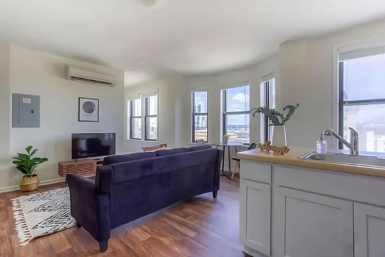 Perfect 1Br In Prime Location & View Of Stadiums Detroit Esterno foto