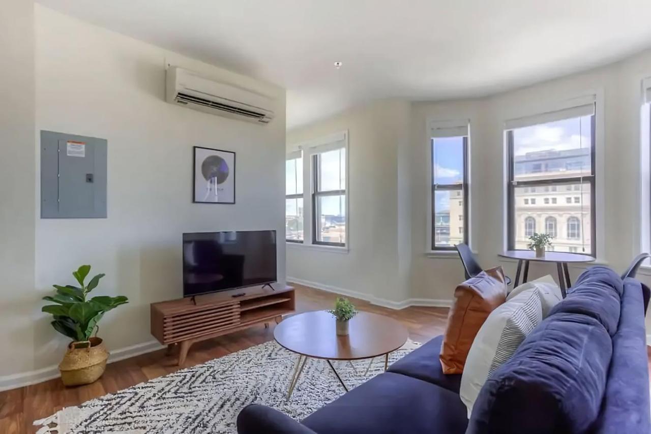 Perfect 1Br In Prime Location & View Of Stadiums Detroit Esterno foto